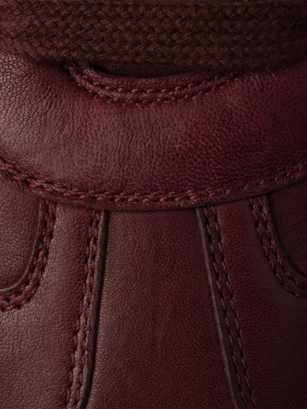 Prada Antiqued sneakers van nappaleer Paars