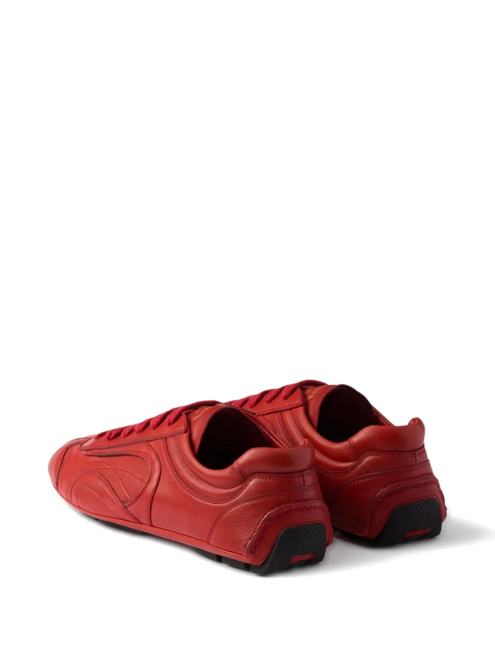 Prada Antiqued sneakers van nappaleer Bruin