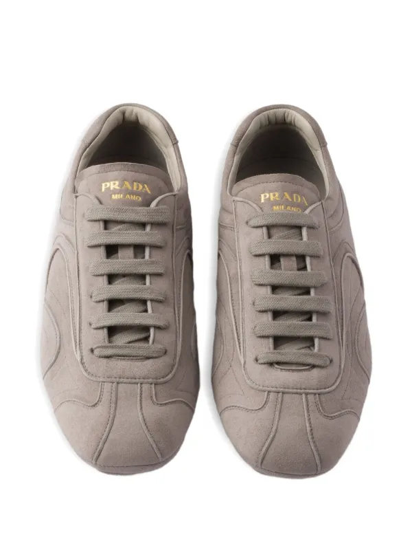 価格相談可能。PRADA グレー スエード モカシン 価格相談可能。PRADA グレー スエード モカシン