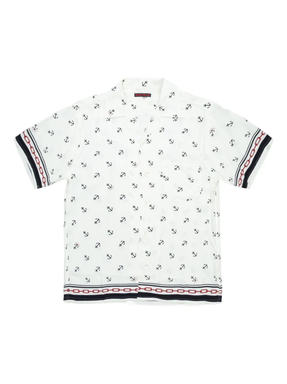 graphic-print shirt