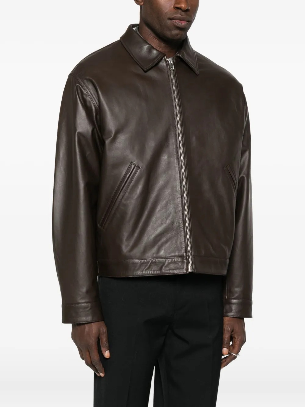 NN07 Leren jack met paspelzak en rits Bruin