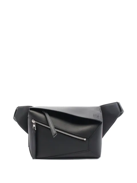 Loewe Pre-Owned شنطة وسط 'بازل' صغيرة من عقد 2020