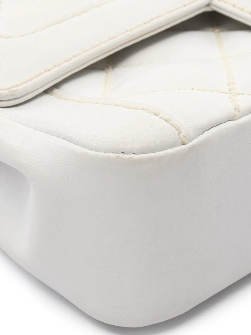 Pre-owned Chanel 2004-2005 Wild Stitch Classic Flap Handbag In White