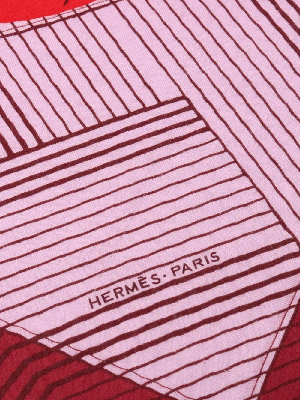 Pre-owned Hermes 200s Jeu Des Omnibus Et Dames Blanches Silk Scarf In Pink