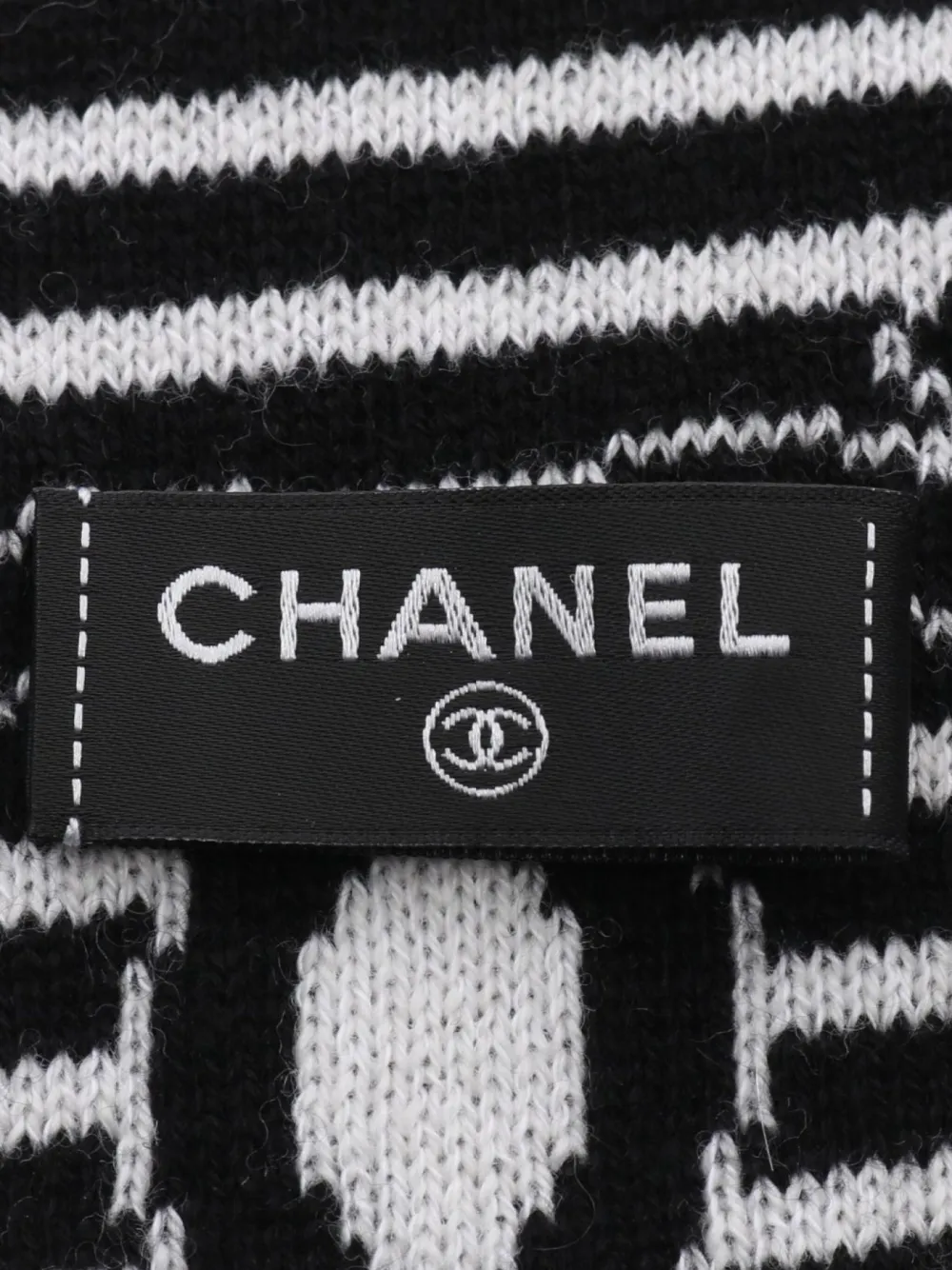 Pre-owned Chanel 1986-1988 Cc Knit Scarf