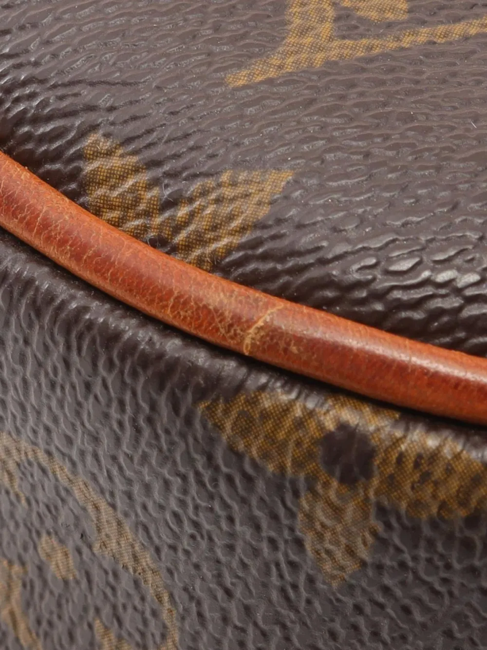 Pre-owned Louis Vuitton 2008 Odeon Mm Shoulder Bag In Brown