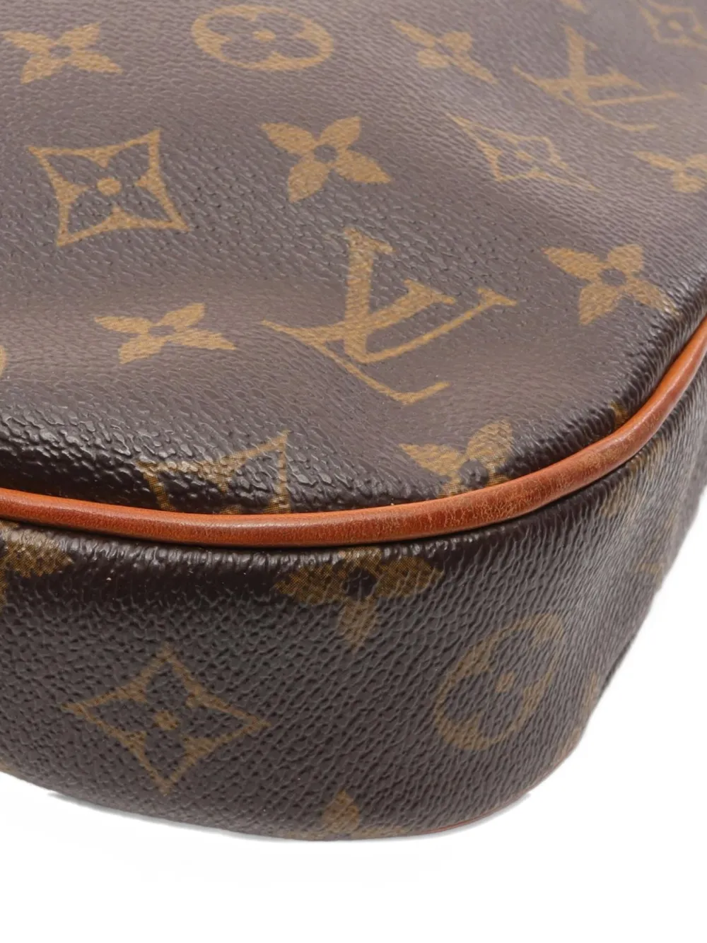 Pre-owned Louis Vuitton 2008 Odeon Mm Shoulder Bag In Brown