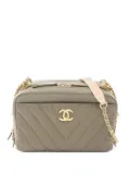 CHANEL Pre-Owned 2018 Chevron V-stitch shoulder bag - Green