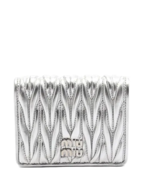 Miu Miu Pre-Owned 2020s matelassé bi-fold wallet