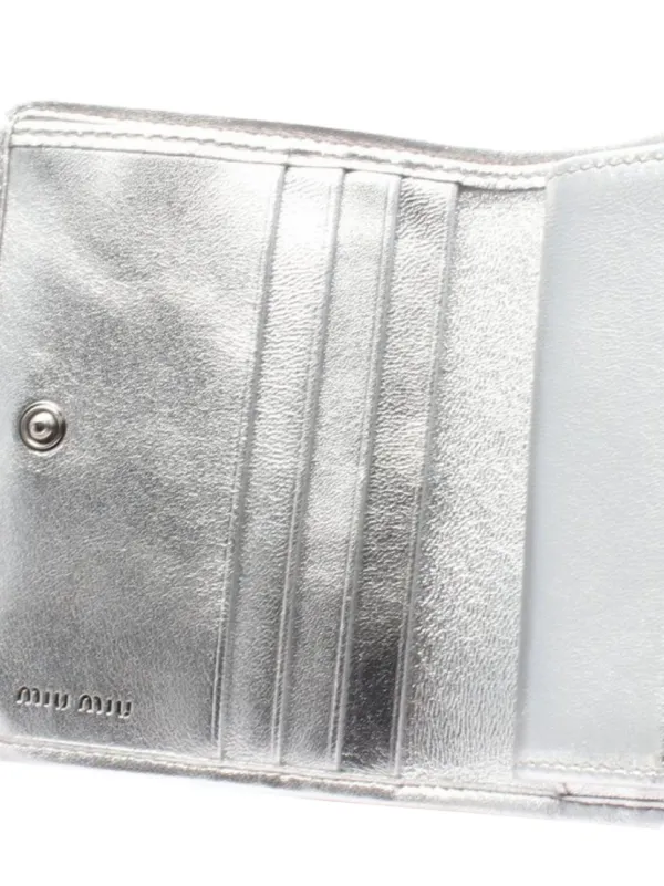 Miu Miu Pre-Owned 2020s マテラッセ レザー 二つ折り財布 | シルバー