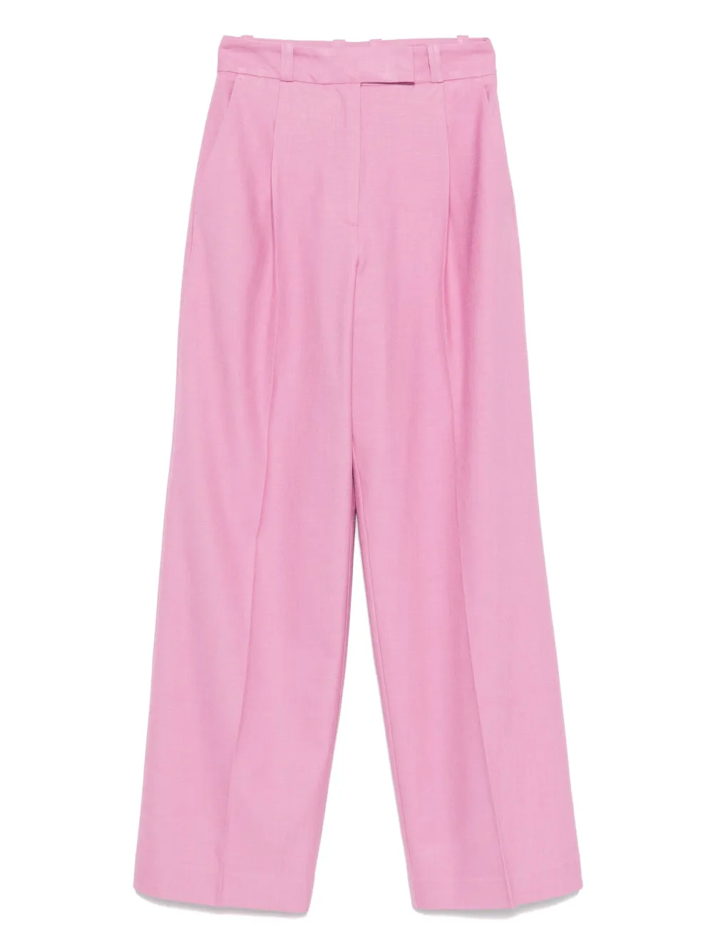 pleated trousers