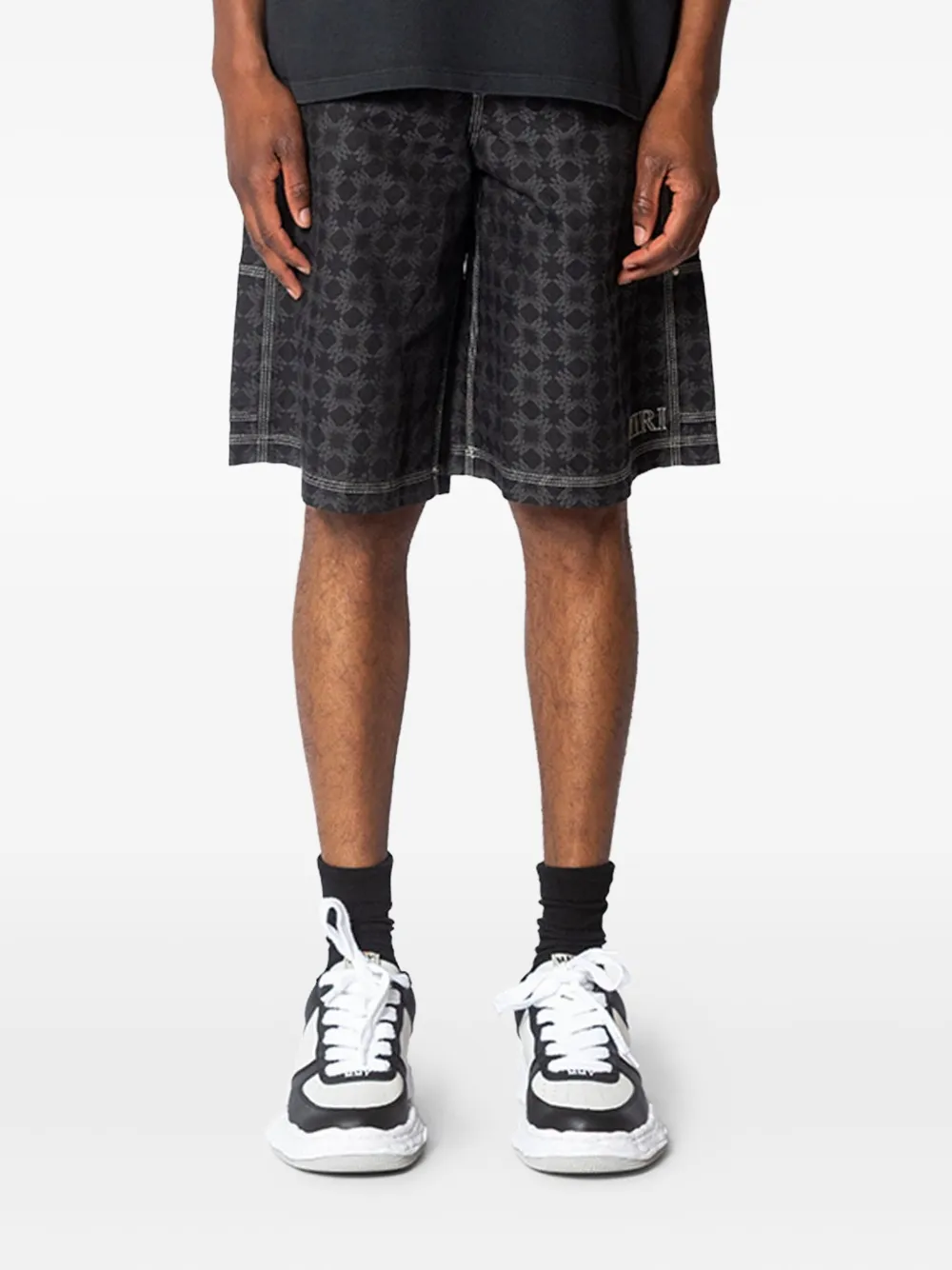 AMIRI geometric-pattern shorts | Cargo Shorts | Image 2