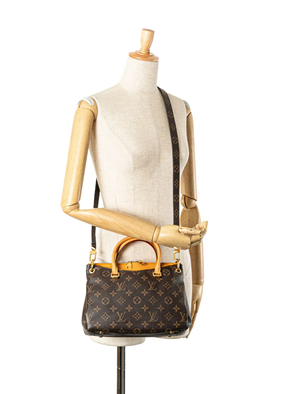 Louis Vuitton Pre-Owned 2014 Monogram Pallas BB satchel | Pre-Owned | Image 2