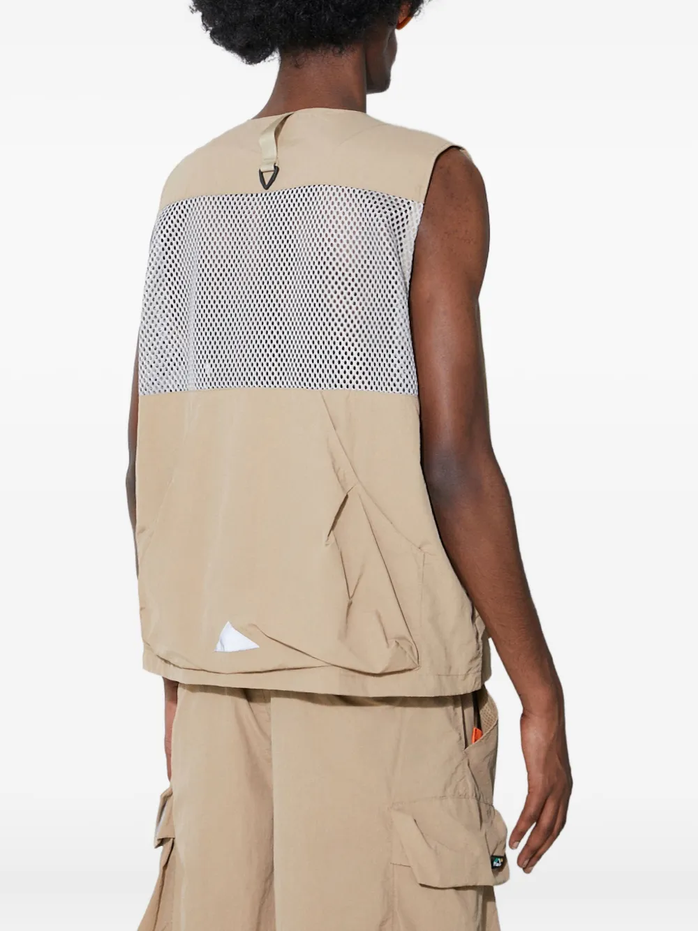 MANASTASH Gilet met meerdere zakken en mesh vlak Beige