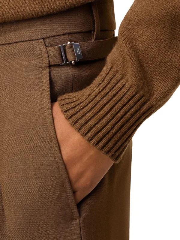 パンツ AMI PARIS Woman Pants Brown FTR305WV0018 221 30649833_59662609_600.jpg