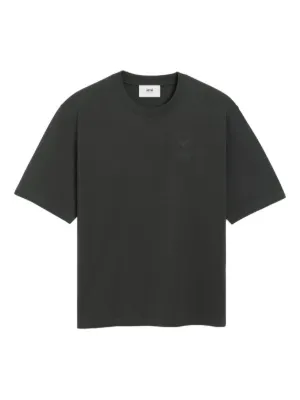 AMI Paris Ami De Coeur エンボスロゴ Tシャツ | ブラック | FARFETCH JP