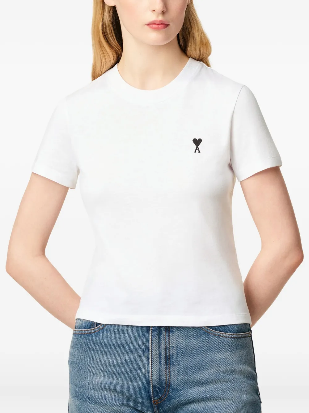 AMI Paris T-shirt met geborduurd hart Wit