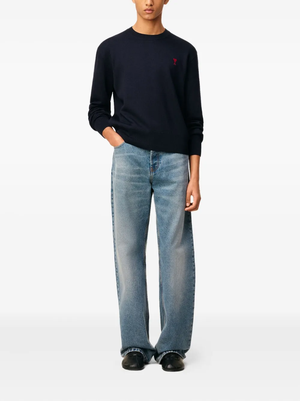 AMI Paris Trui met geborduurd hart en ronde hals - Blauw