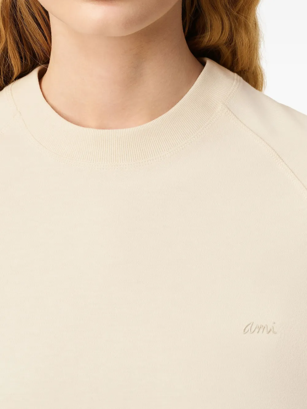 AMI Paris T-shirt met geborduurde raglan mouwen Beige