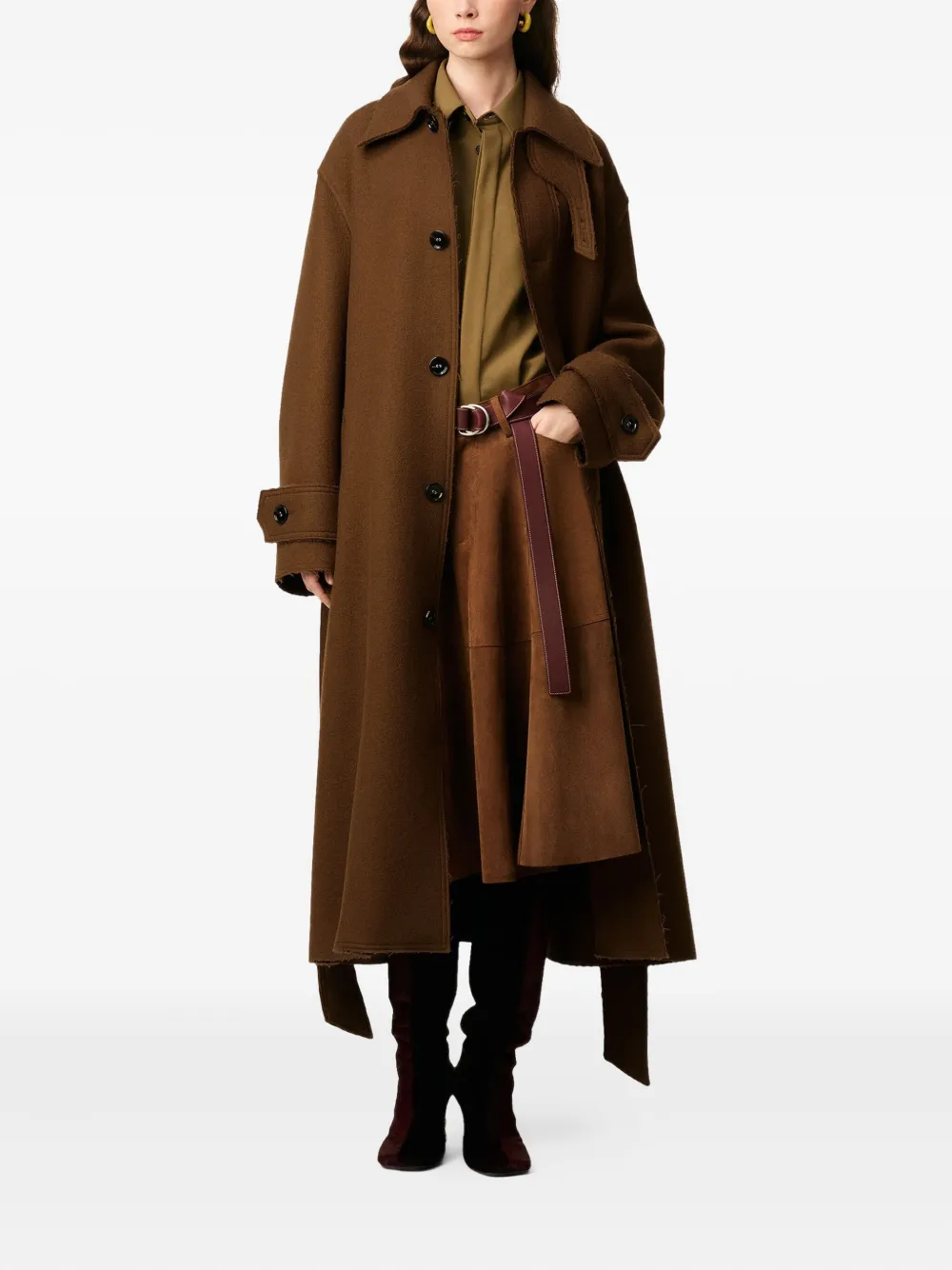 AMI Paris Trenchcoat met ceintuur Bruin