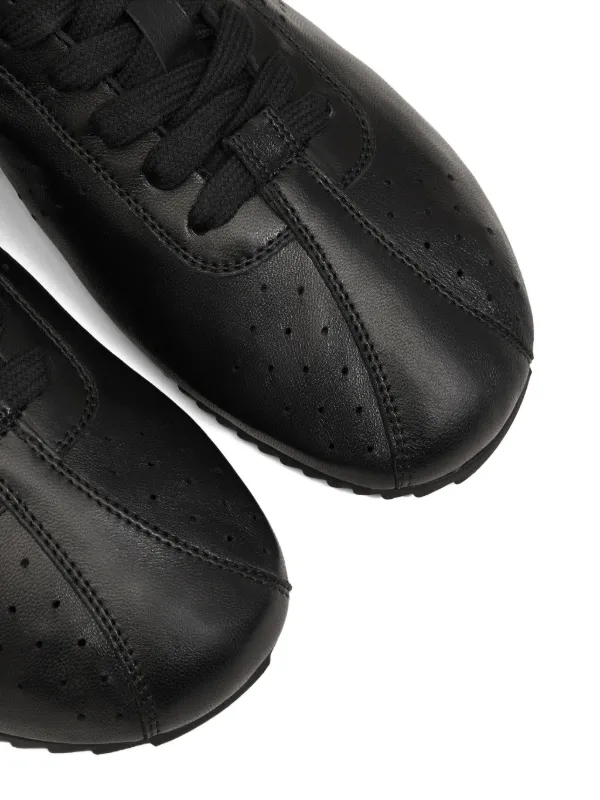 AMI Paris Step Leather low-top Sneakers | Black | FARFETCH