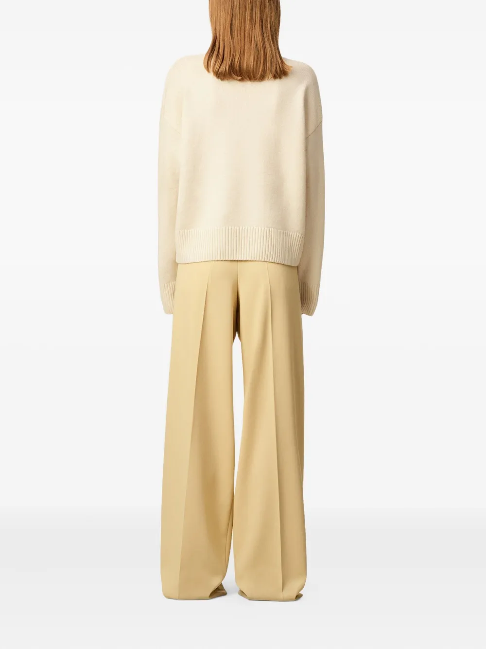 AMI Paris Ami De Coeur trui met trechterhals Beige