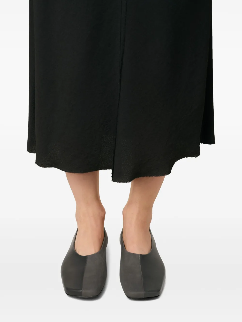 AMI Paris Tweekleurige leren ballerina's Grijs