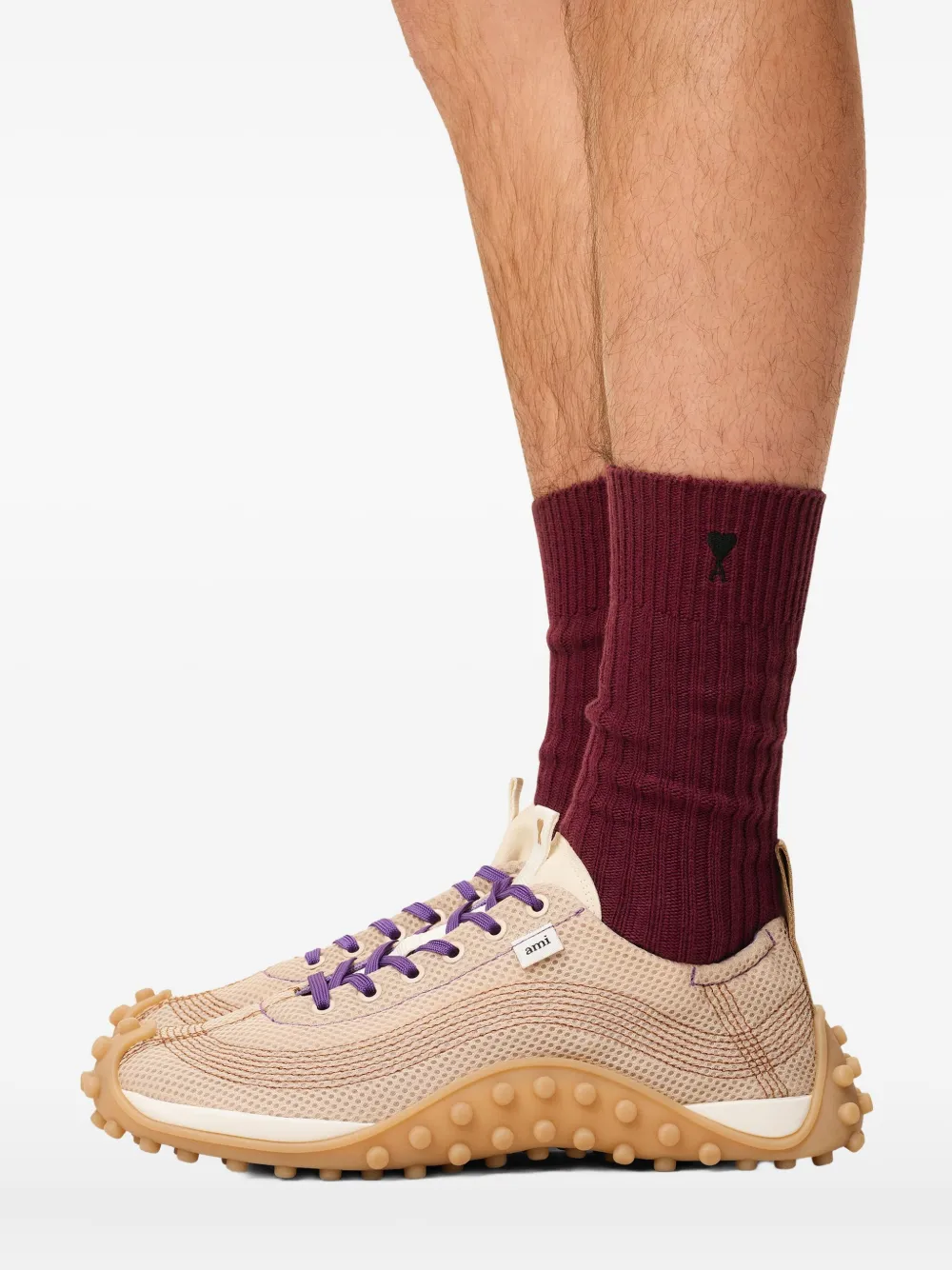 Ami Alexandre Mattiussi Ribbed Heart-embroidered Socks In Burgundy