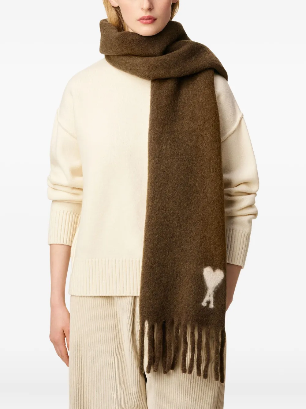 AMI Paris Sjaal met logo Bruin