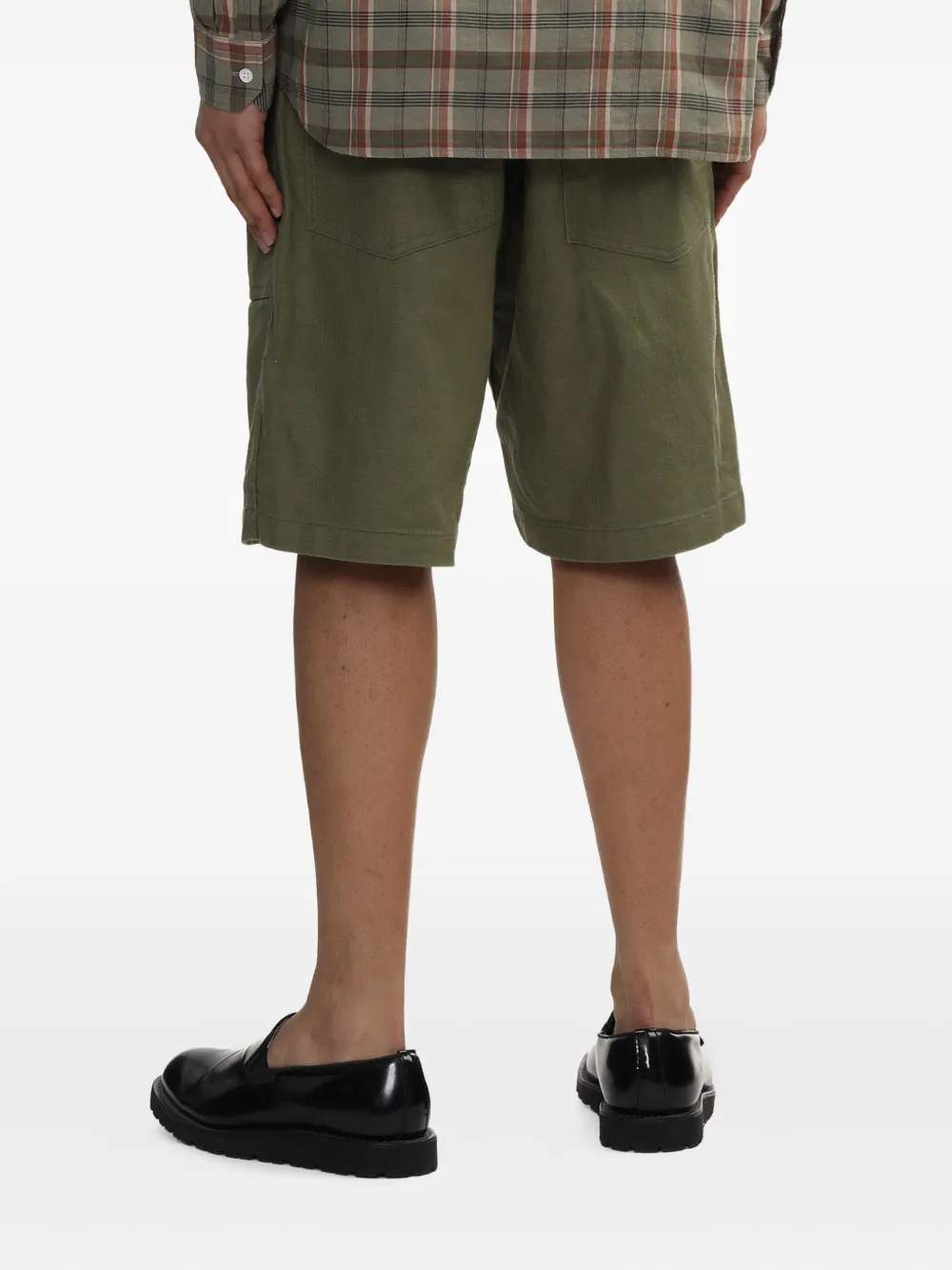 Engineered Garments Shorts met opgestikte zak van katoen-linnenblend Groen