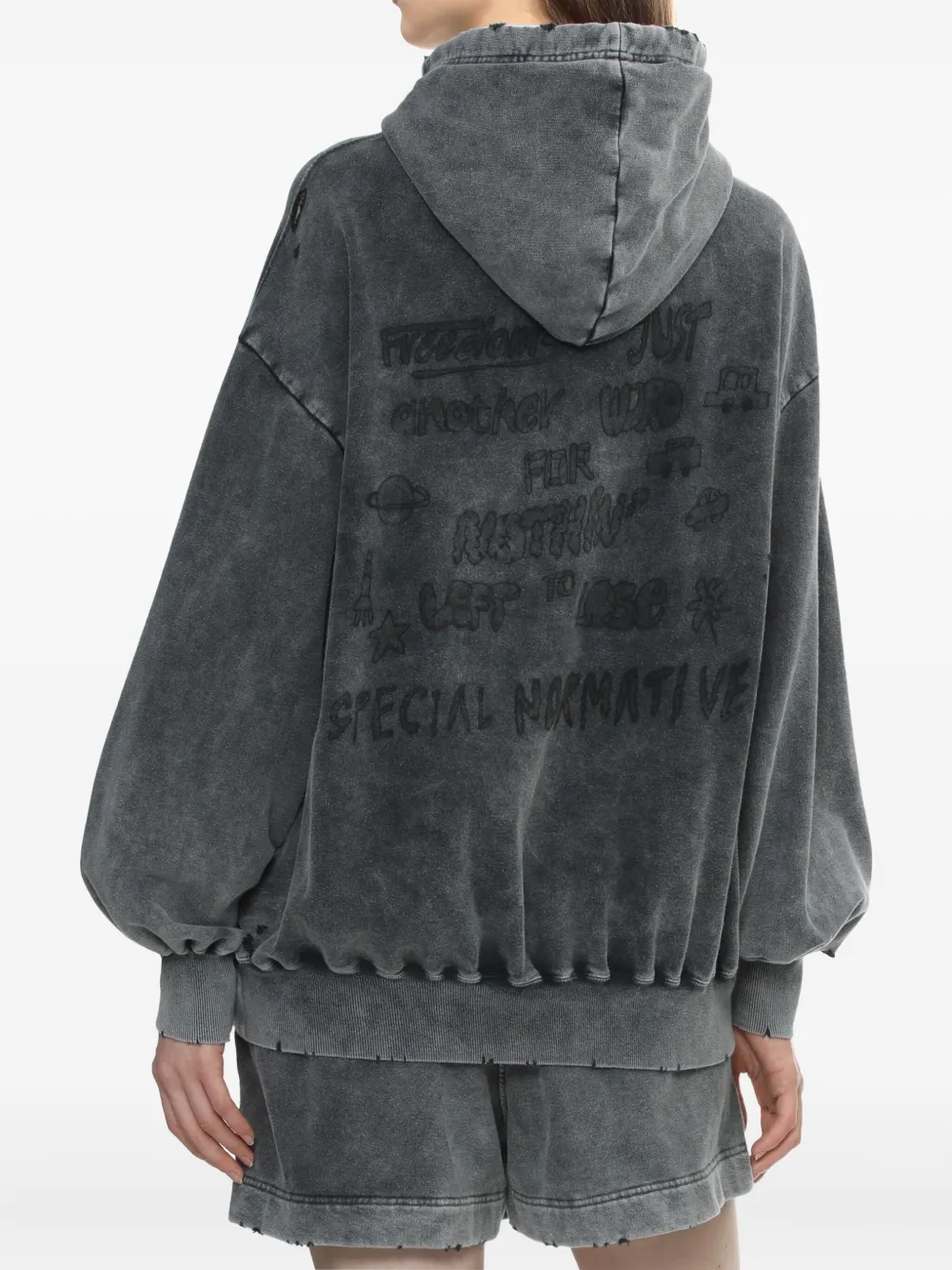 Maison MIHARA YASUHIRO Gerafelde hoodie met logoprint Zwart