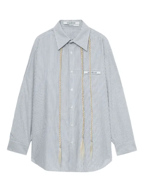 Kimhekim camisa con detalle trenzado y motivo de rayas