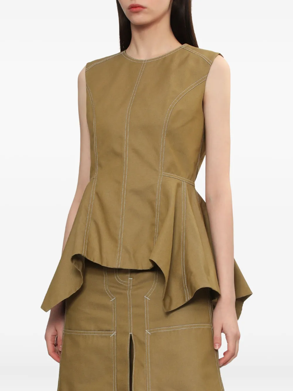Juun.J Mouwloze top met peplum-design Beige