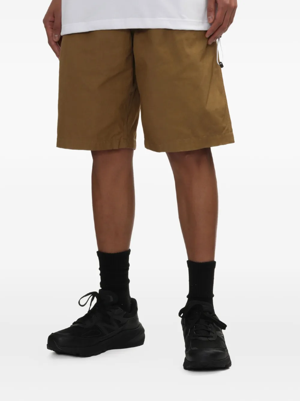 Comme des Garçons Homme belted pocket shorts Beige