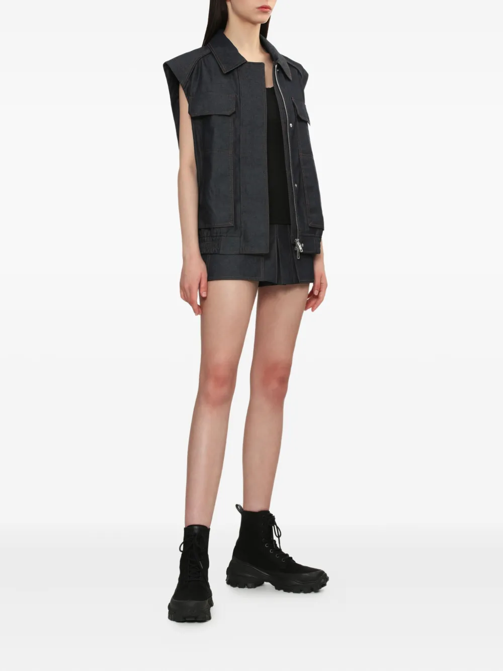 Juunj Pocket-detail Sleeveless Vest In Gray