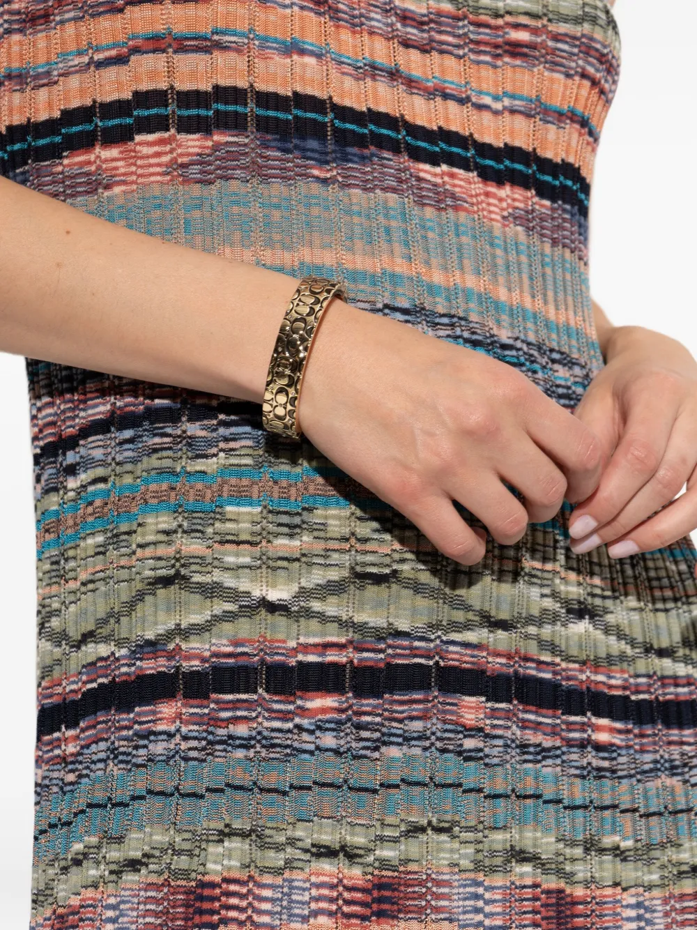 logo-debossed bracelet