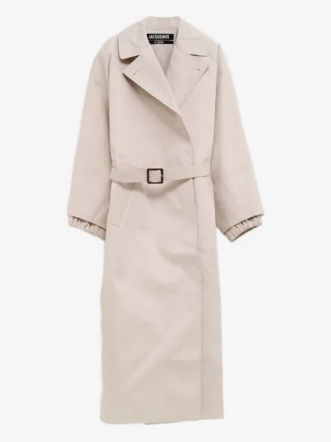 Jacquemus gabardina con cinturón