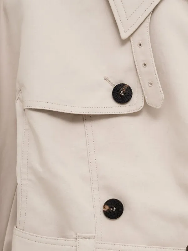 ホワイト ダブルブレスト トレンチコート Jacquemus ダブルブレスト トレンチコート | ホワイト | FARFETCH JP