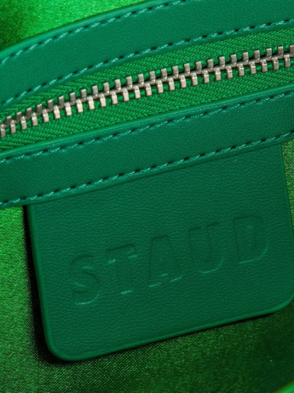 STAUD Kleine Tommy schoudertas met kralen Beige