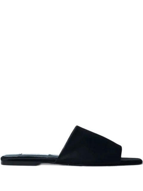 TOTEME bandeau-style slides