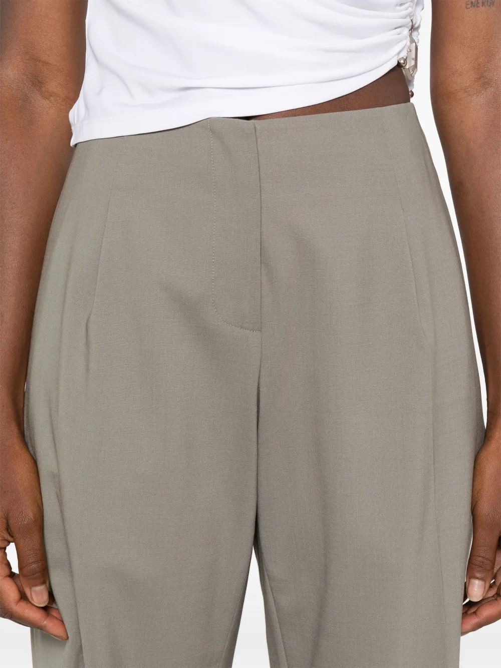 Christopher Esber Broek met geplooide voorkant Groen