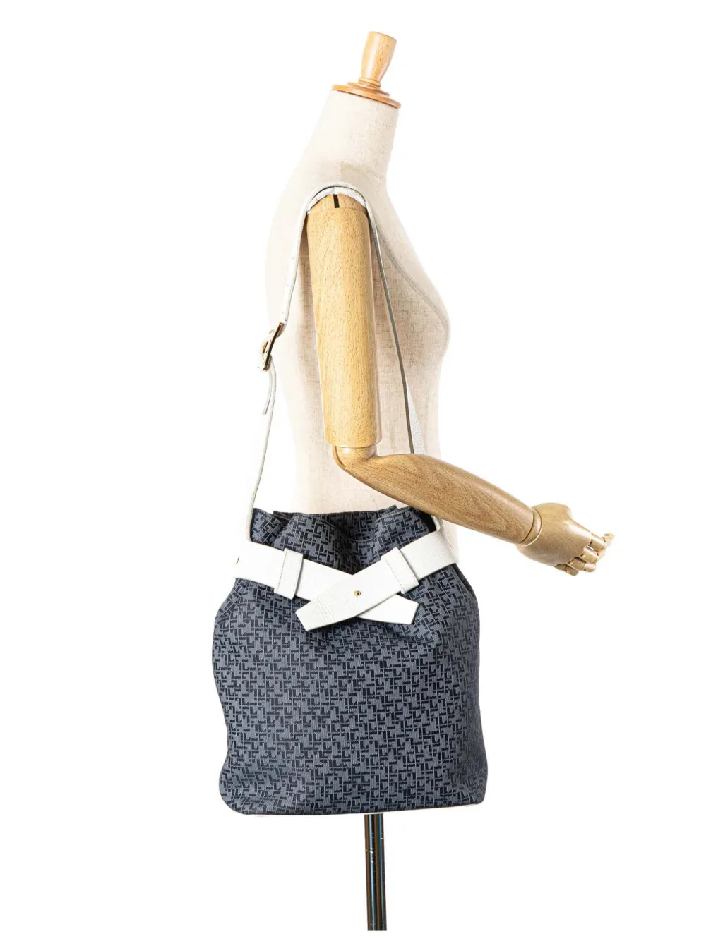 Loewe Pre-Owned bolsa bucket Canvas 2000-2024 | Estilos de archivo | Image 2
