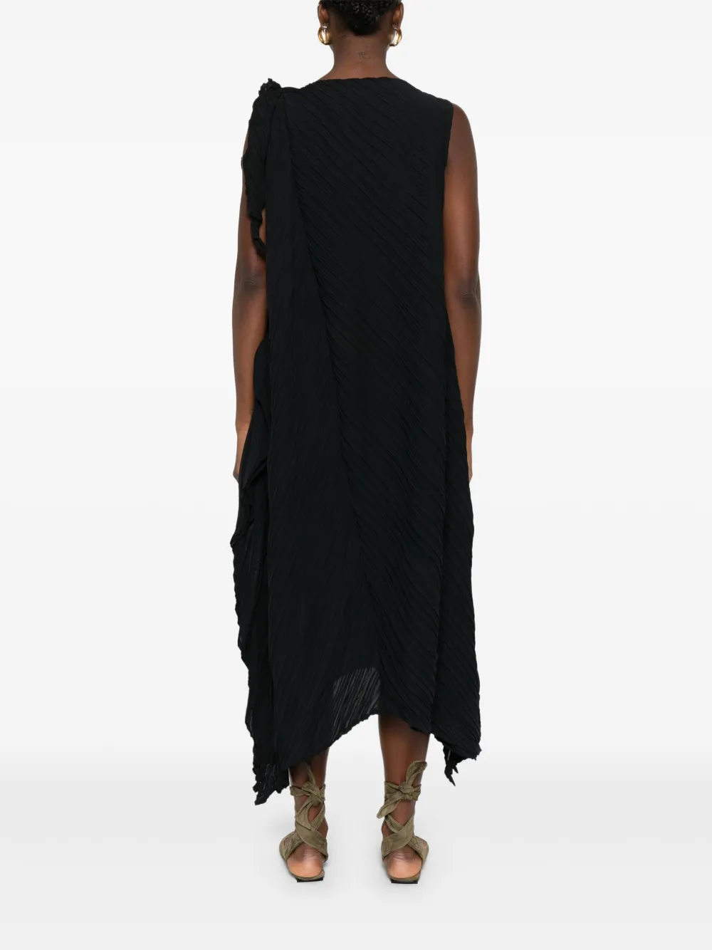 Issey Miyake Gekreukte asymmetrische jurk Zwart