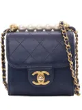 CHANEL Pre-Owned 2019 Mini Goatskin Chic Pearls Clutch On Chain crossbody bag - Blue