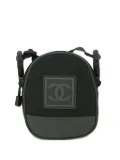 CHANEL Pre-Owned 2003 logo-patch cross body bag - Green