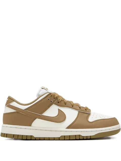 Nike Dunk Low sneakers