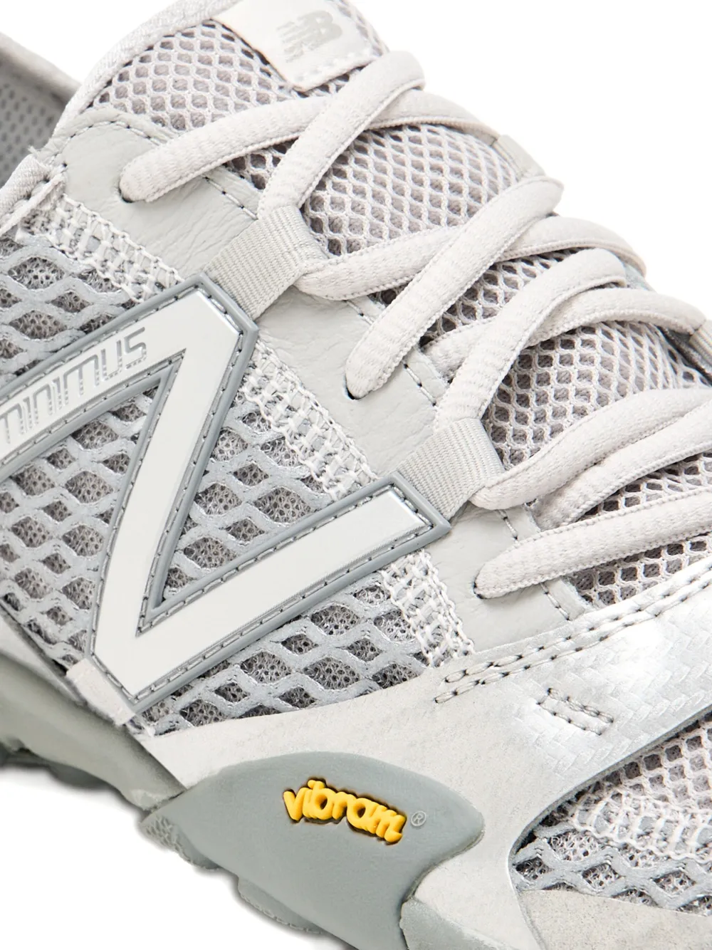 New Balance MT10 metallic-panel mesh sneakers Grey
