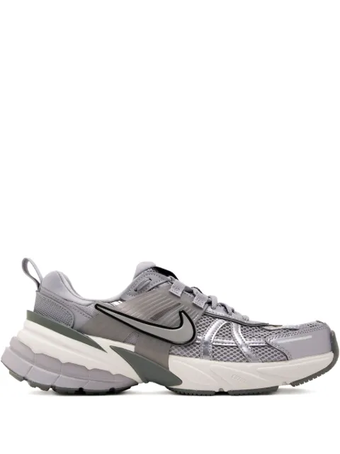 Nike سنيكر 'V2k رن'