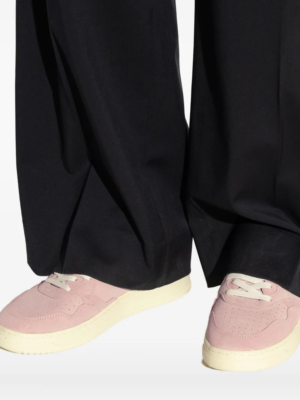 Autry Medalist suede sneakers Pink