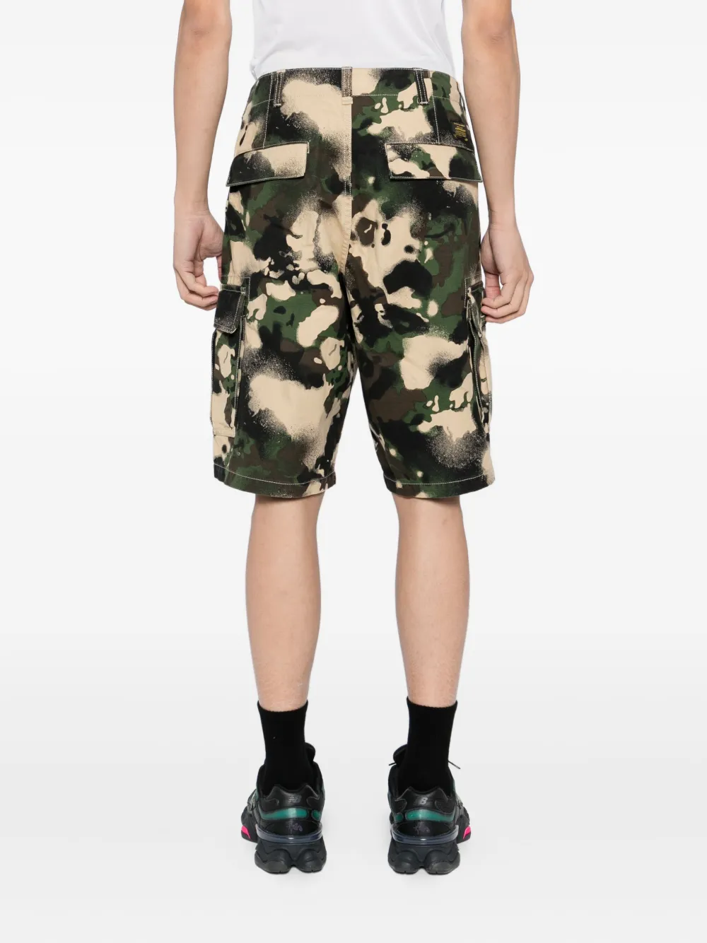 A BATHING APE Map Camo cargo shorts Groen